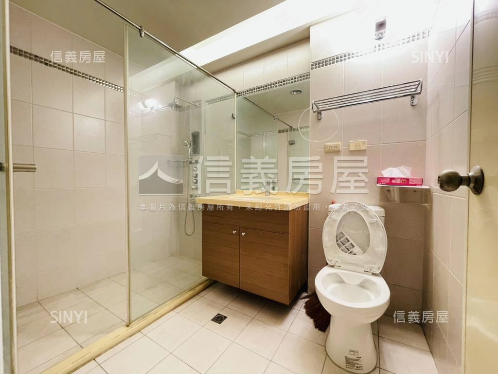 中醫商圈城心別墅專任釋出房屋室內格局與周邊環境