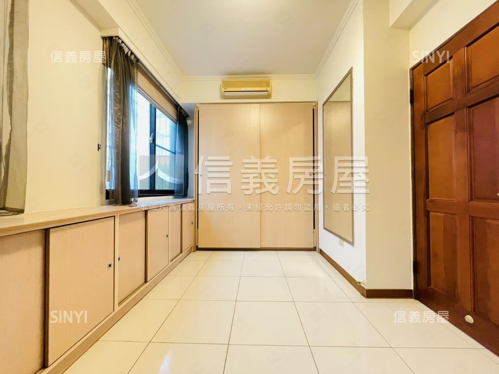 中醫商圈城心別墅專任釋出房屋室內格局與周邊環境