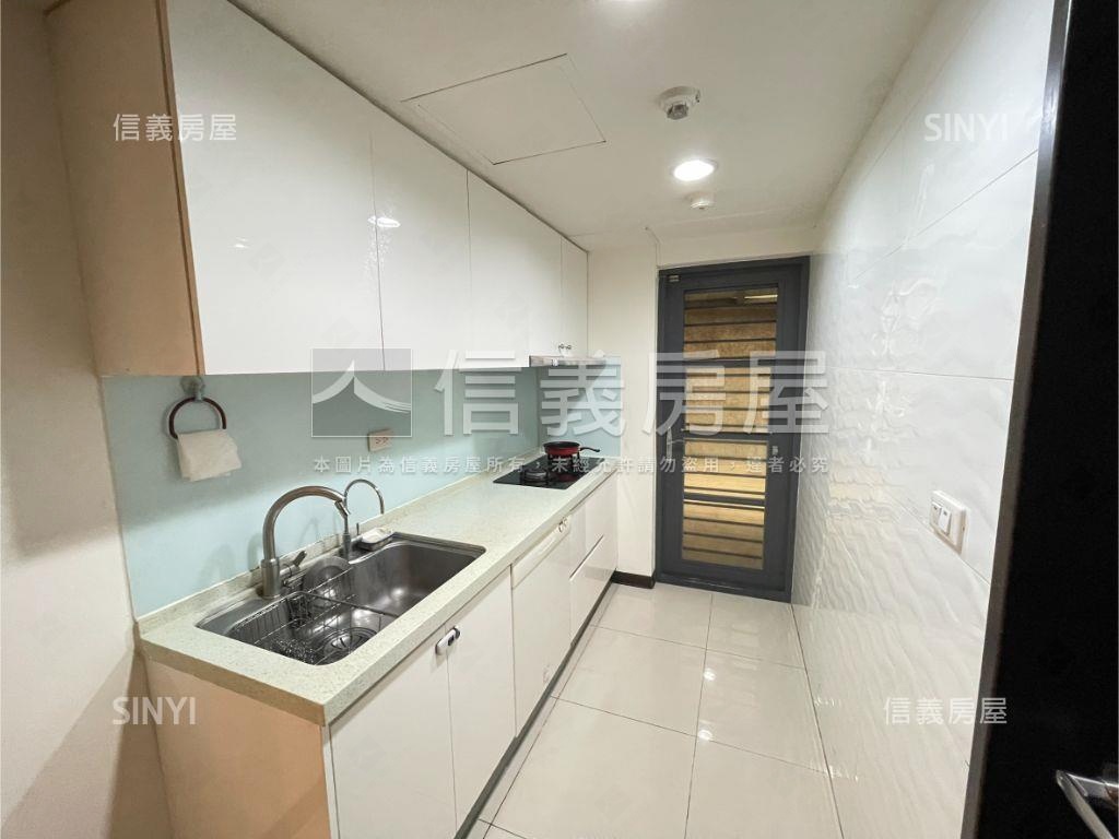 上南崁兩房車位房屋室內格局與周邊環境