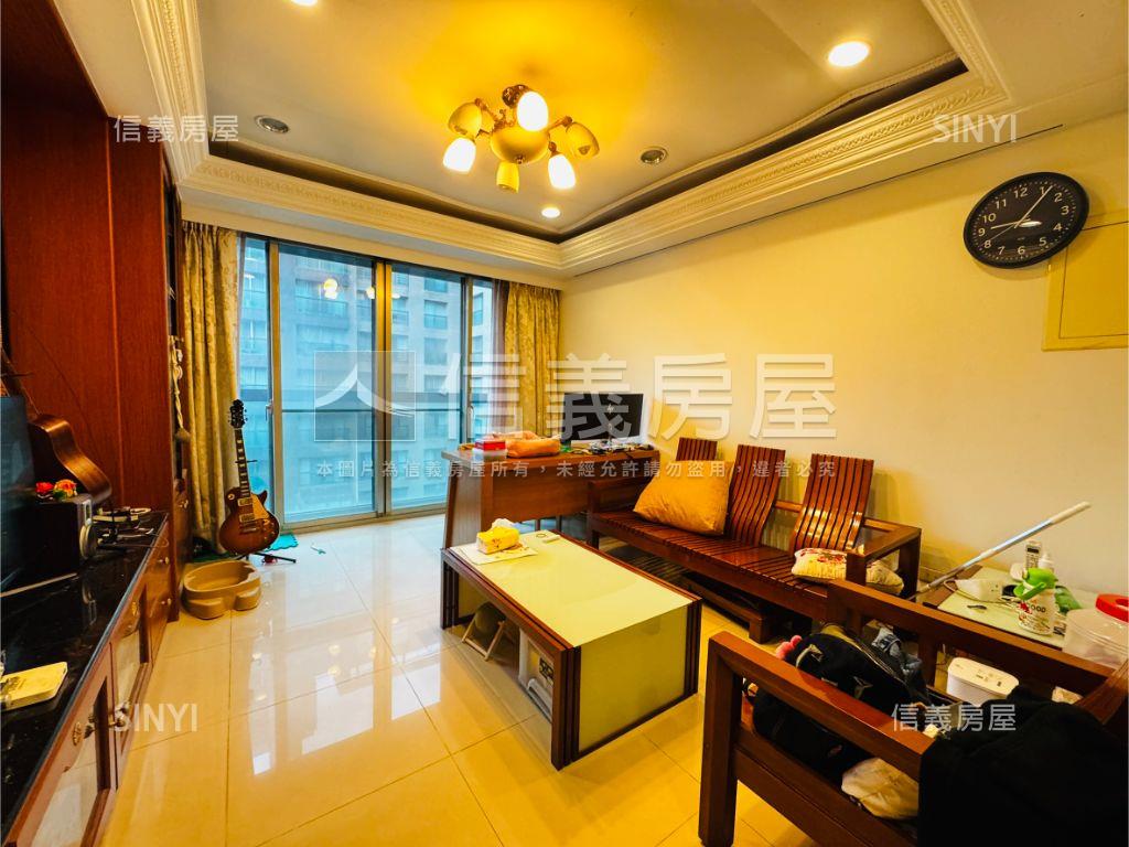 麗湖捷運長虹涵碧三房車位房屋室內格局與周邊環境