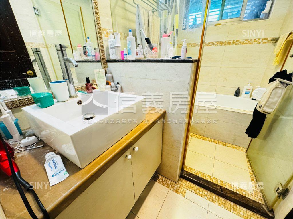 麗湖捷運長虹涵碧三房車位房屋室內格局與周邊環境