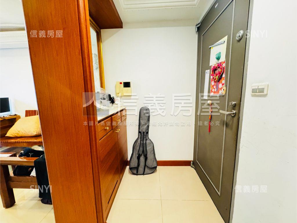 麗湖捷運長虹涵碧三房車位房屋室內格局與周邊環境