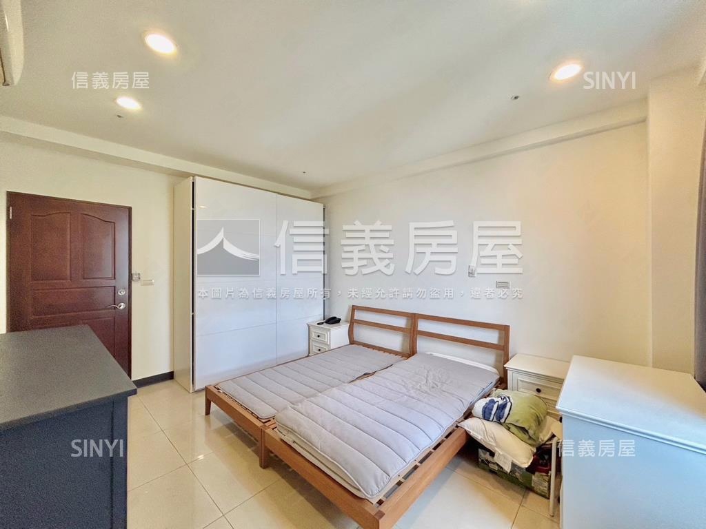 買服１％華夏金城高樓房房屋室內格局與周邊環境