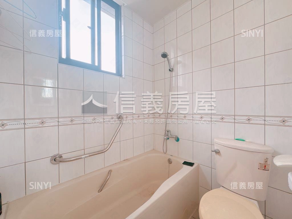 買服１％華夏金城高樓房房屋室內格局與周邊環境