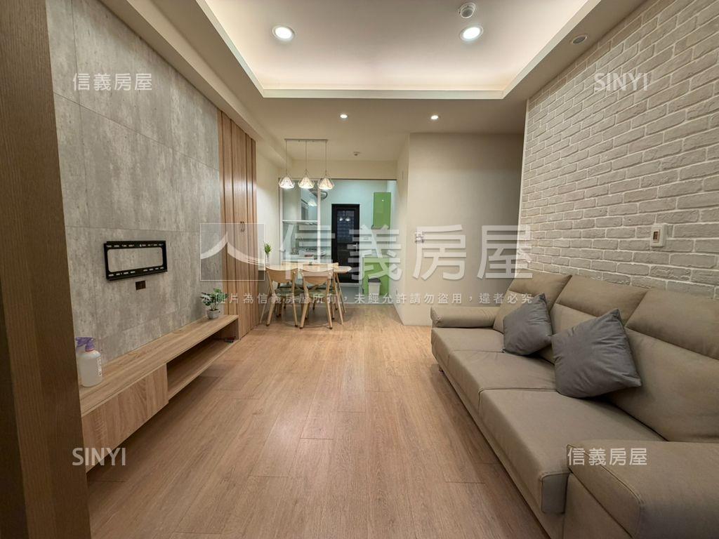 宸岳首品首選裝潢電梯三房房屋室內格局與周邊環境