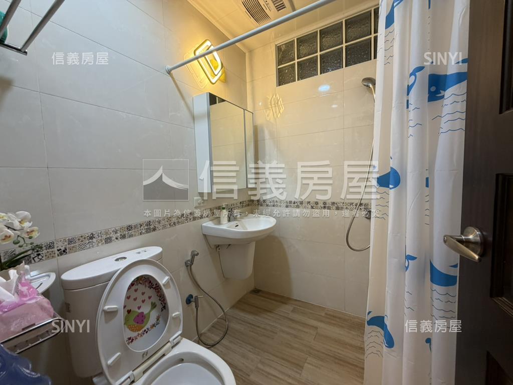 宸岳首品首選裝潢電梯三房房屋室內格局與周邊環境