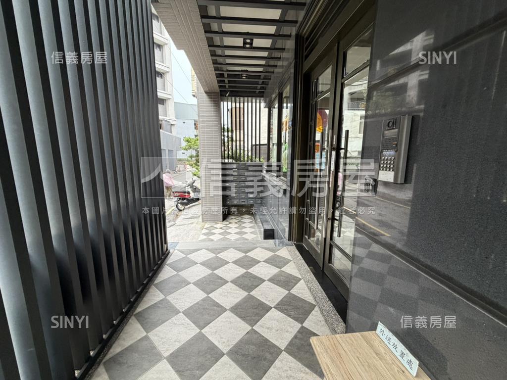 宸岳首品首選裝潢電梯三房房屋室內格局與周邊環境