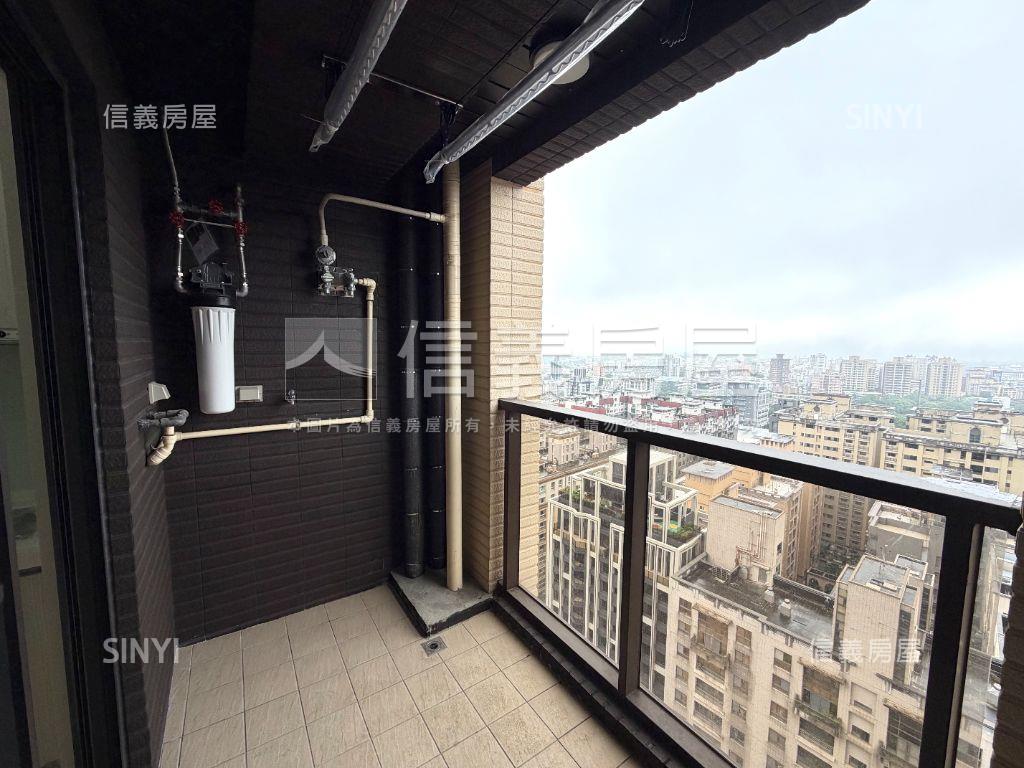 新潤美景兩房車位房屋室內格局與周邊環境