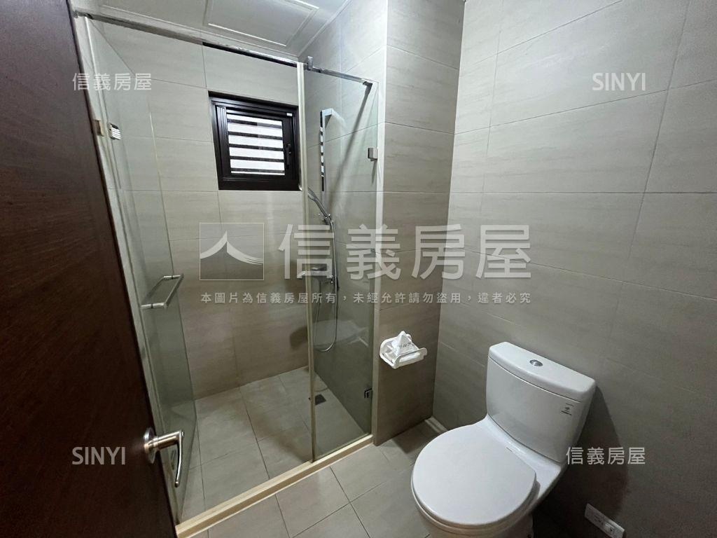 過嶺２房車位大露臺戶房屋室內格局與周邊環境