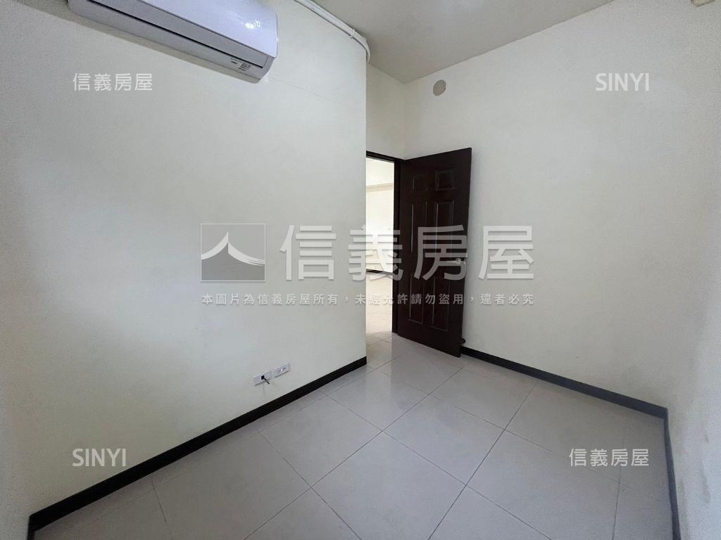 過嶺２房車位大露臺戶房屋室內格局與周邊環境