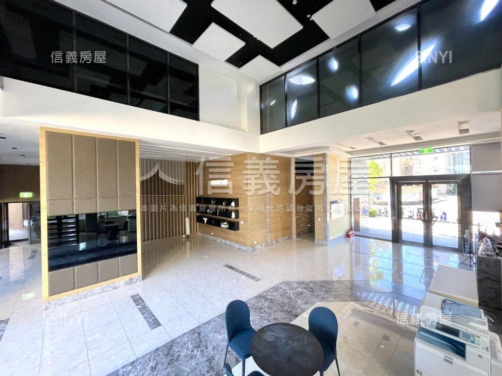 過嶺２房車位大露臺戶房屋室內格局與周邊環境