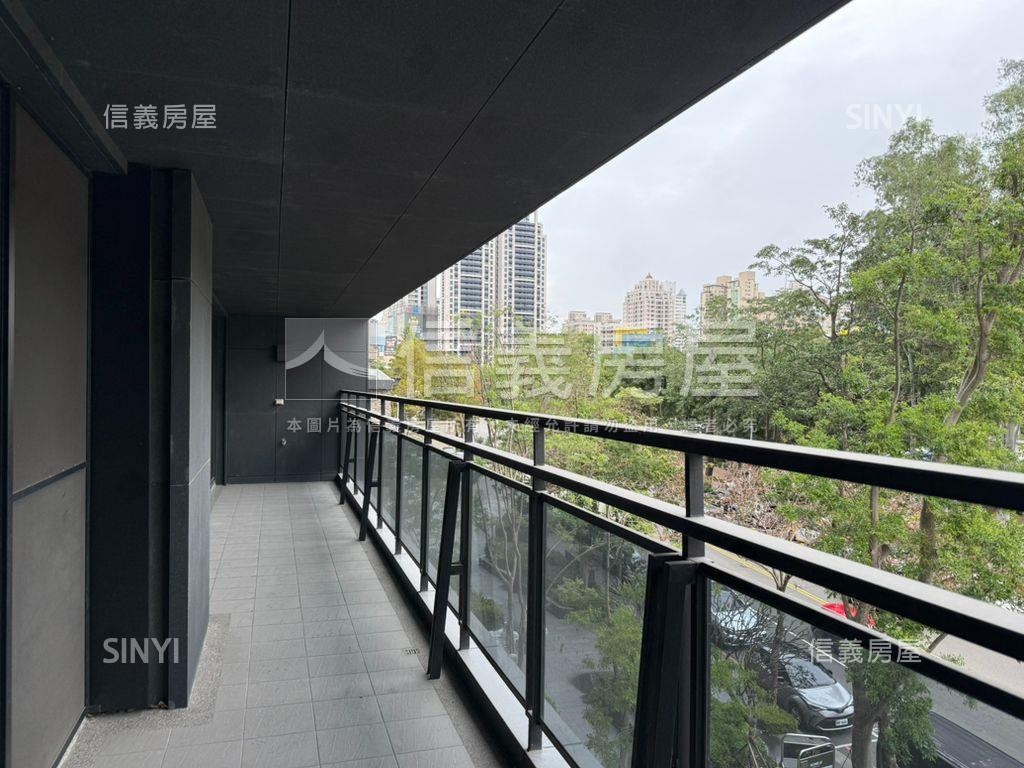 面森林公園電梯旗艦角店房屋室內格局與周邊環境