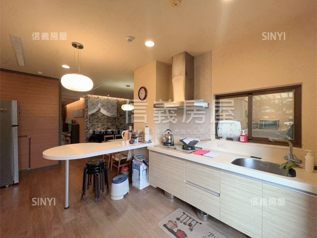 優泉精美溫馨三房車位房屋室內格局與周邊環境