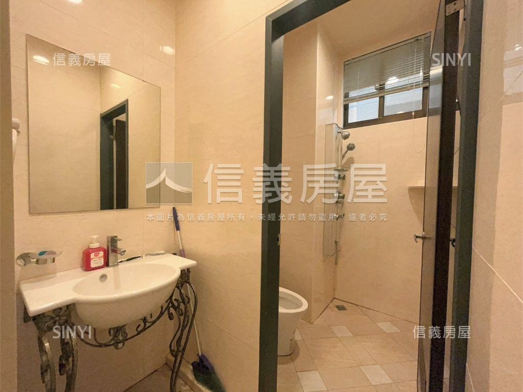 優泉精美溫馨三房車位房屋室內格局與周邊環境