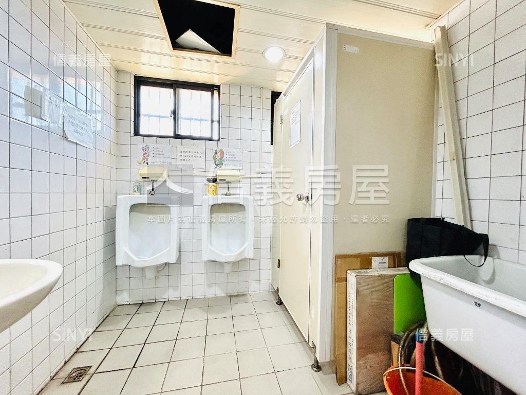 松南捷運邊間採光辦公房屋室內格局與周邊環境