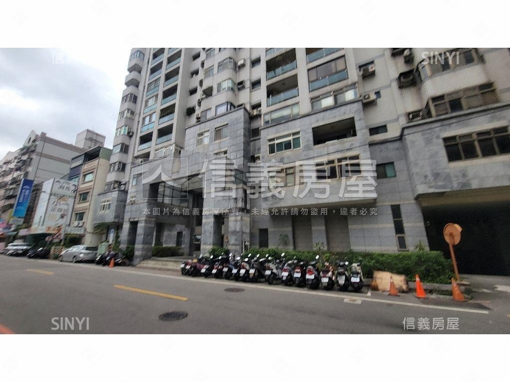 北都新廈三房車位房屋室內格局與周邊環境