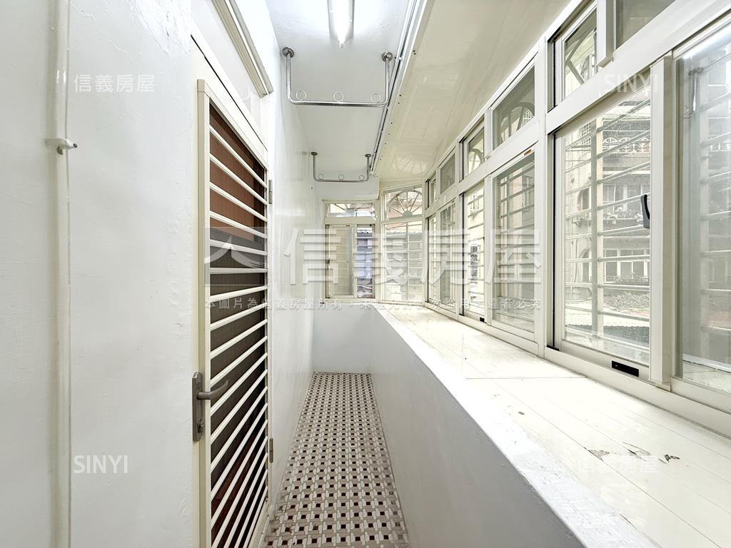 獨家－精裝公寓２樓房屋室內格局與周邊環境