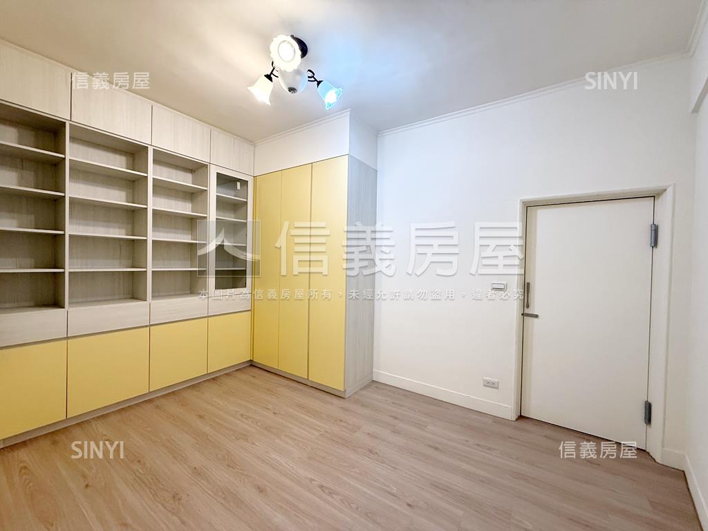 獨家－精裝公寓２樓房屋室內格局與周邊環境
