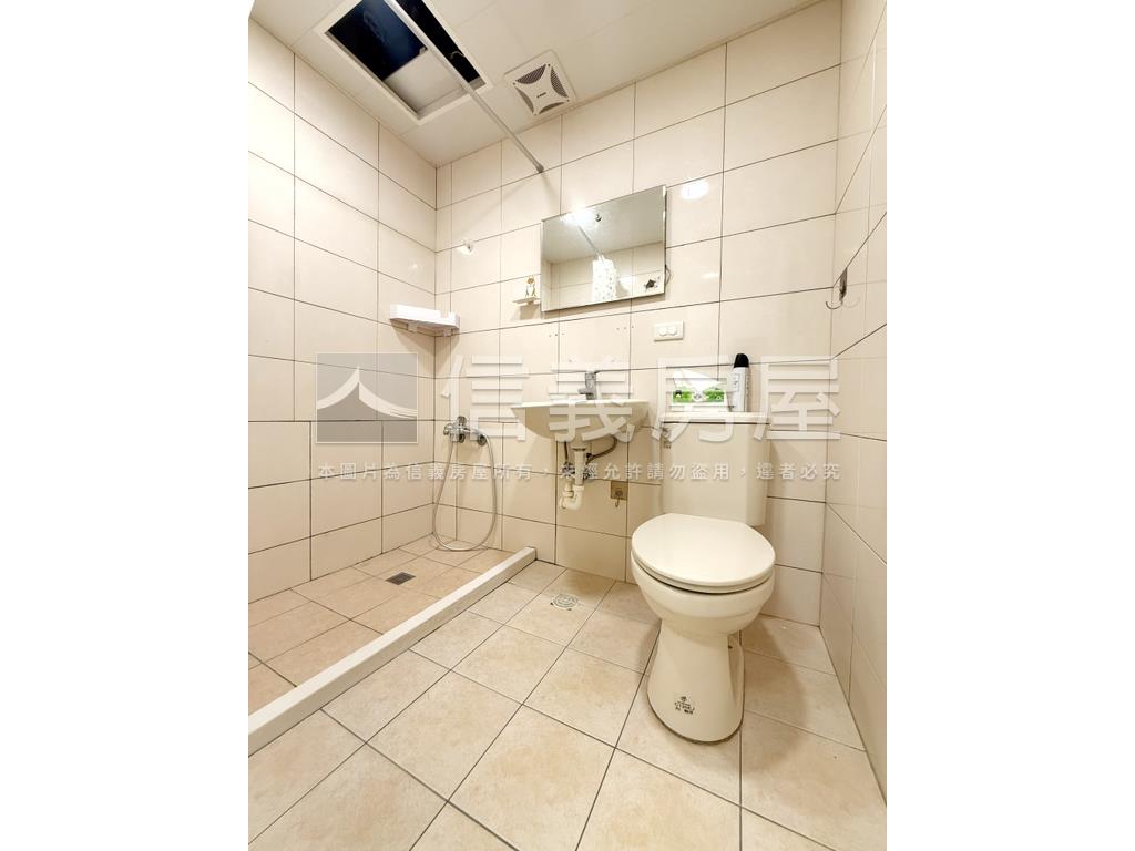 獨家－精裝公寓２樓房屋室內格局與周邊環境