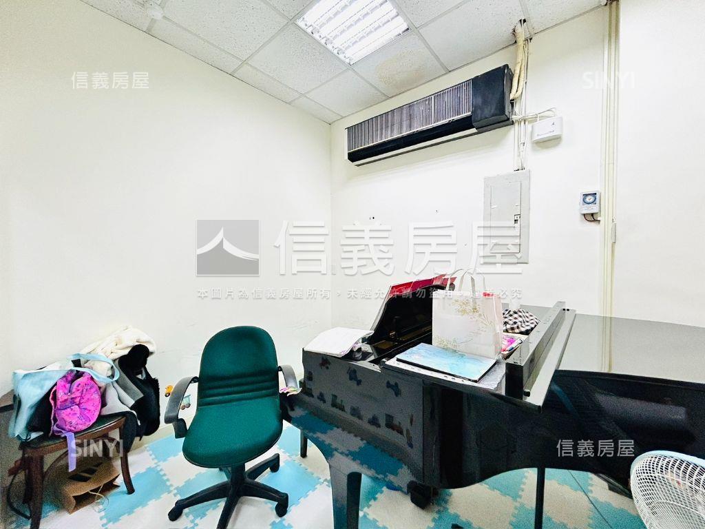 內湖捷運。燙金店王房屋室內格局與周邊環境