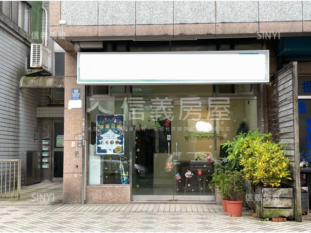 內湖捷運。燙金店王房屋室內格局與周邊環境