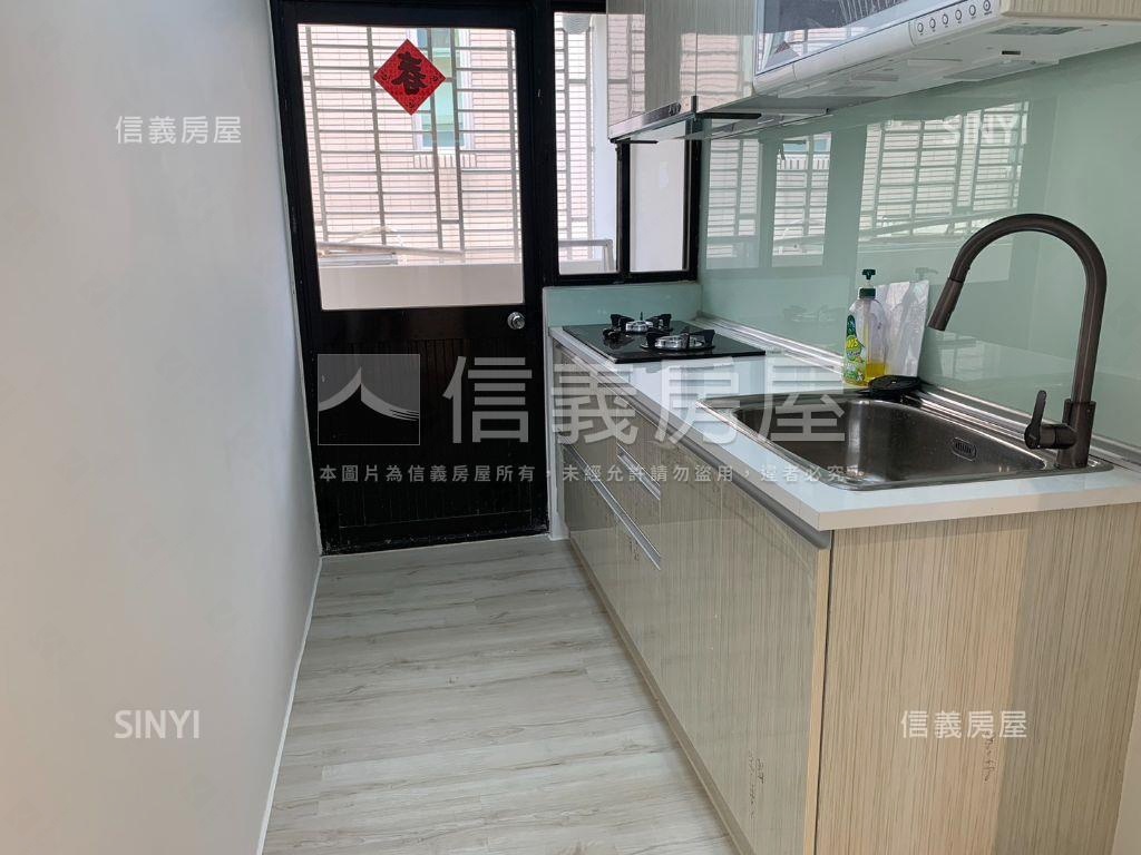 金雅三房美公寓附平車房屋室內格局與周邊環境
