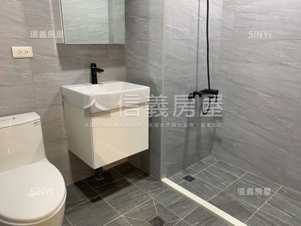 金雅三房美公寓附平車房屋室內格局與周邊環境