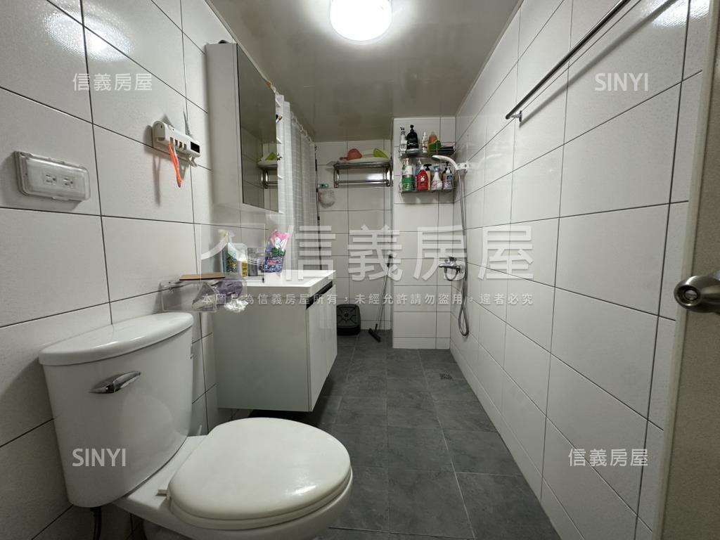近文山特區正義車站美宅房屋室內格局與周邊環境
