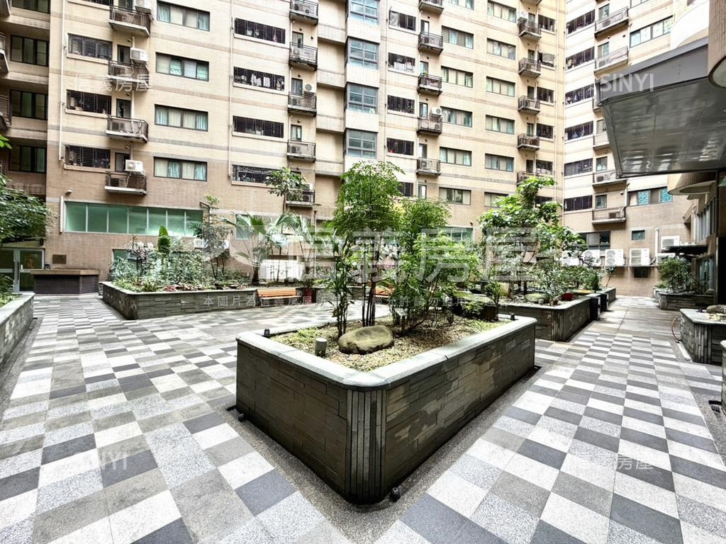 東京景觀四房車位房屋室內格局與周邊環境