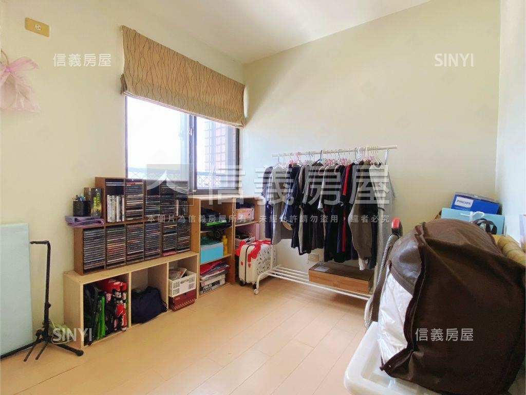 天下至寶大２房有車位房屋室內格局與周邊環境