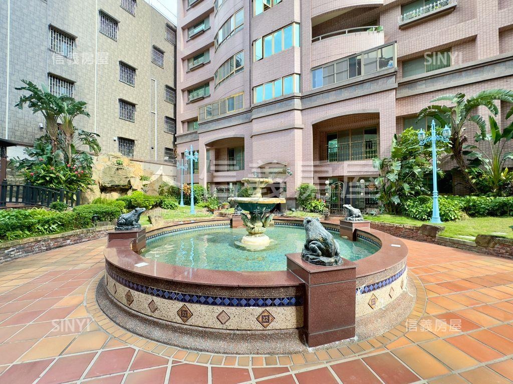 ＣＯＺＹ▼輕軌旁大三房房屋室內格局與周邊環境