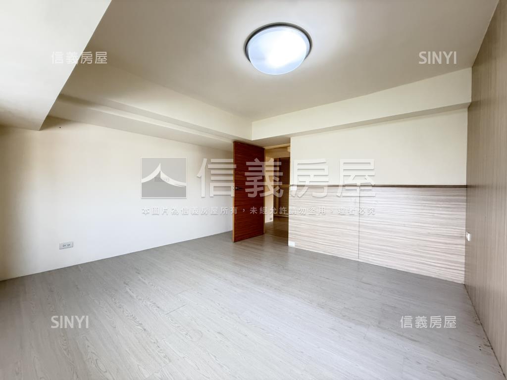 清新薄荷｜柱邊大車位房屋室內格局與周邊環境