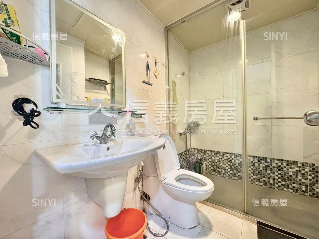 鄉林雅典三房平面車位房屋室內格局與周邊環境