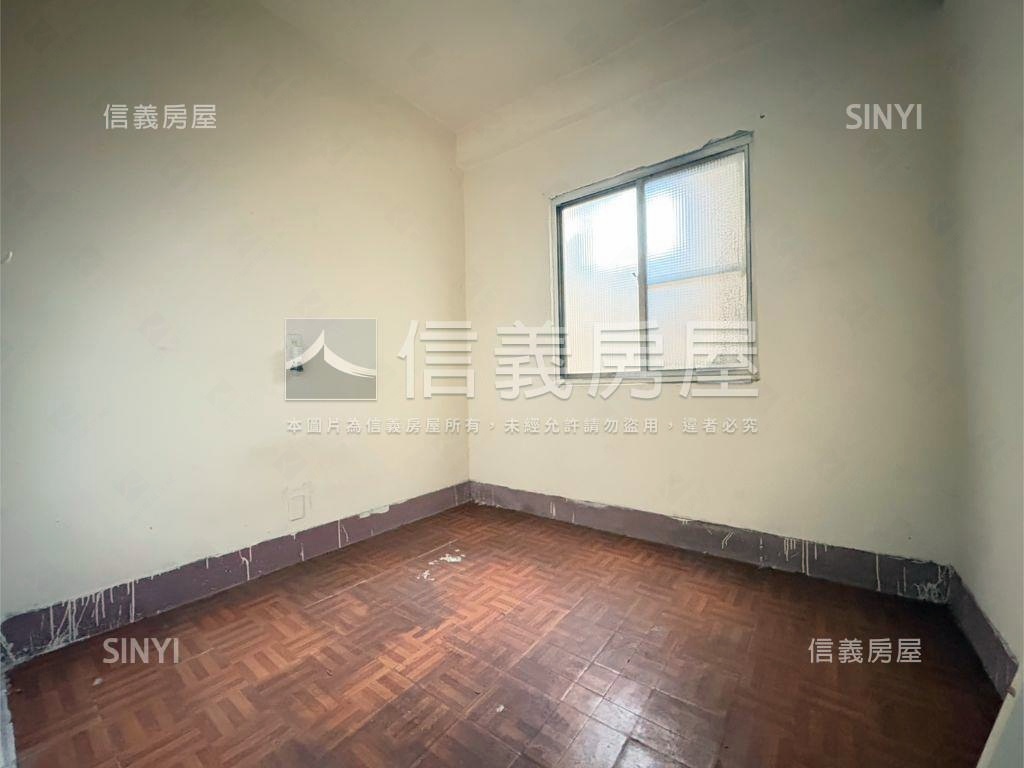 專任低總價靜巷透天房屋室內格局與周邊環境