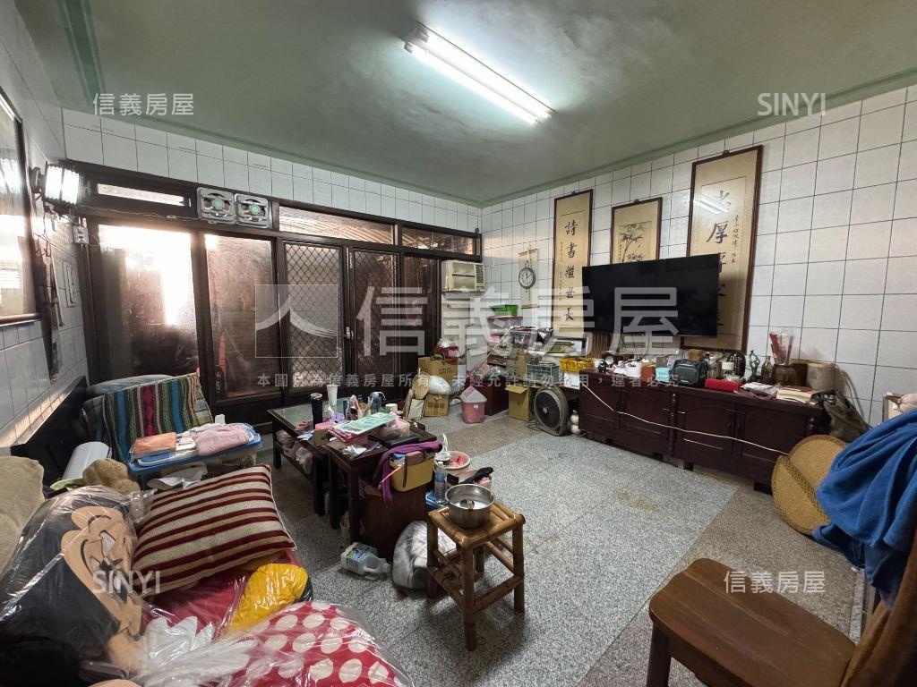 新興路車庫透天房屋室內格局與周邊環境