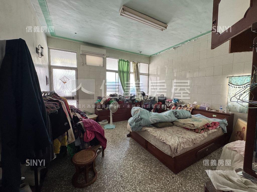 新興路車庫透天房屋室內格局與周邊環境