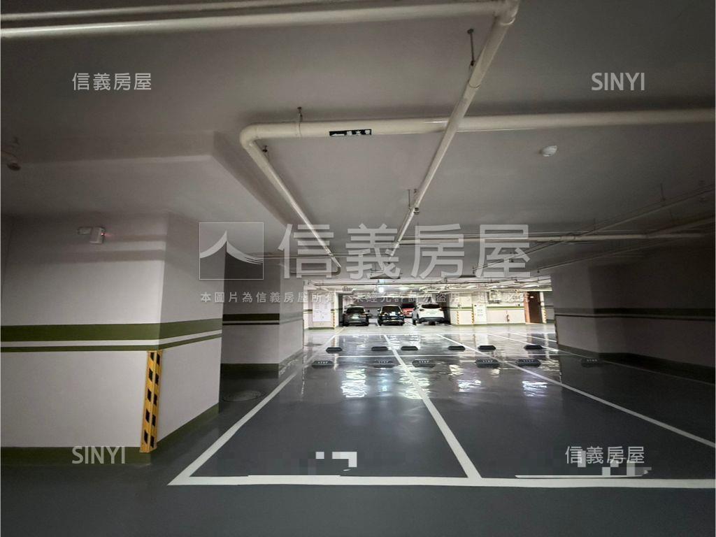 稀有傳奇精裝大三房平車房屋室內格局與周邊環境