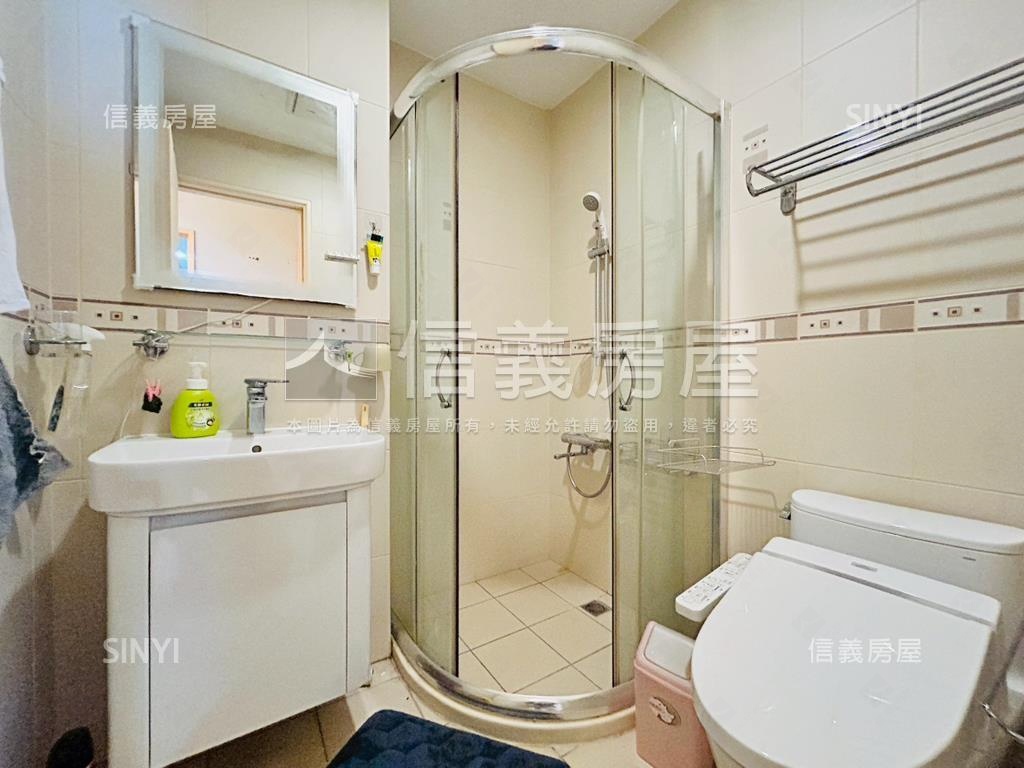 海天溫泉山景靜謐典雅三房房屋室內格局與周邊環境