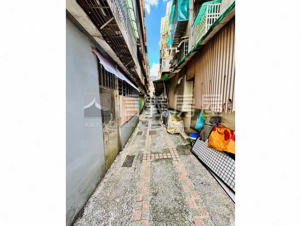 麗山國中方正小家庭三房房屋室內格局與周邊環境
