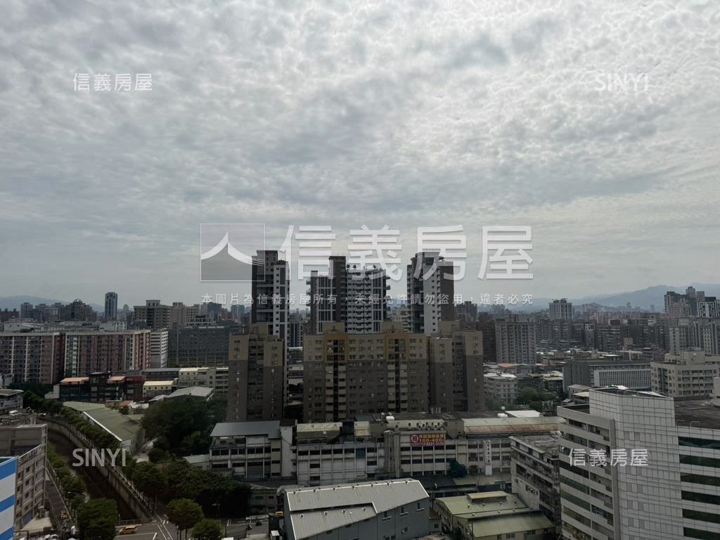 台灣科技公園Ａ１０邊間房屋室內格局與周邊環境
