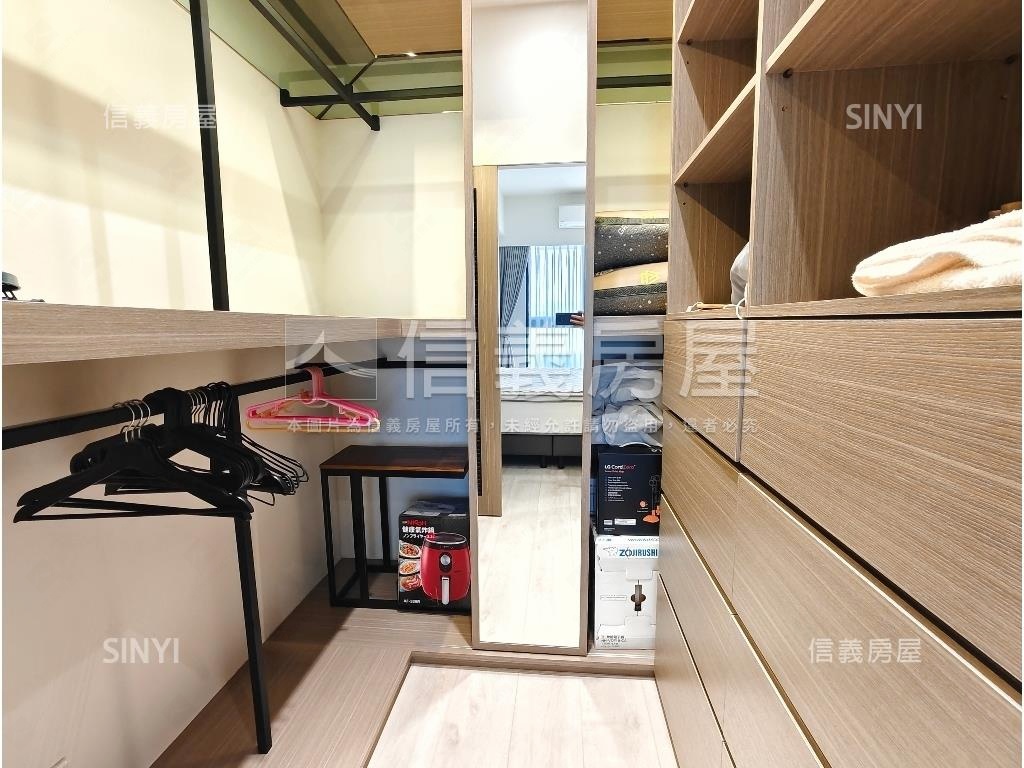 Ｒ１３捷運享京城二房平車房屋室內格局與周邊環境