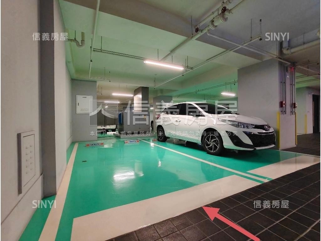 Ｒ１３捷運享京城二房平車房屋室內格局與周邊環境