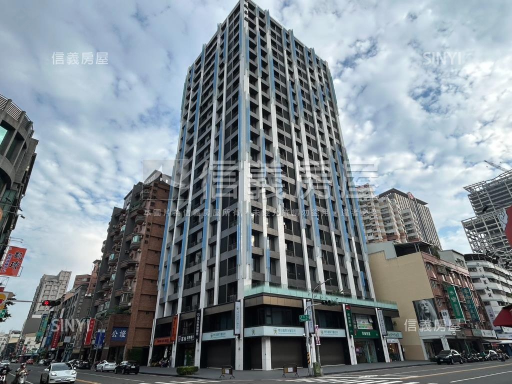 Ｒ１３捷運享京城二房平車房屋室內格局與周邊環境