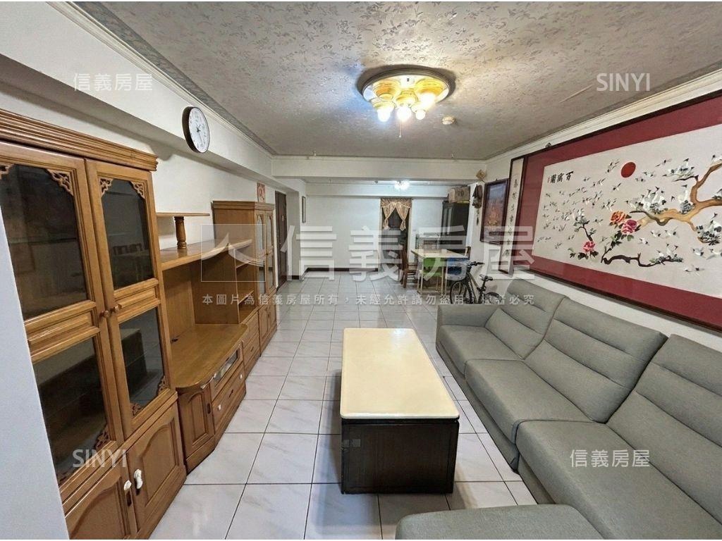 龍騰馬躍景觀三房房屋室內格局與周邊環境