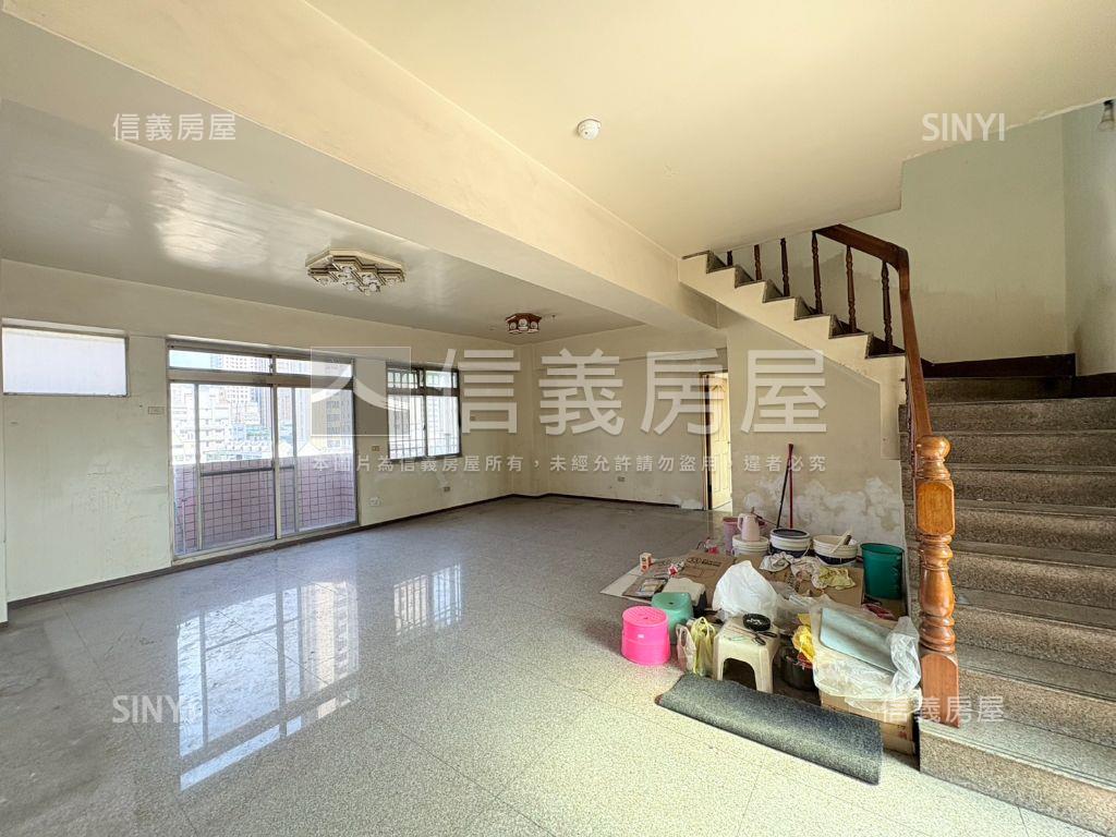 走路到豐樂大四房大露臺！房屋室內格局與周邊環境