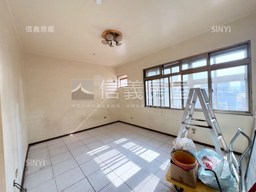 走路到豐樂大四房大露臺！房屋室內格局與周邊環境