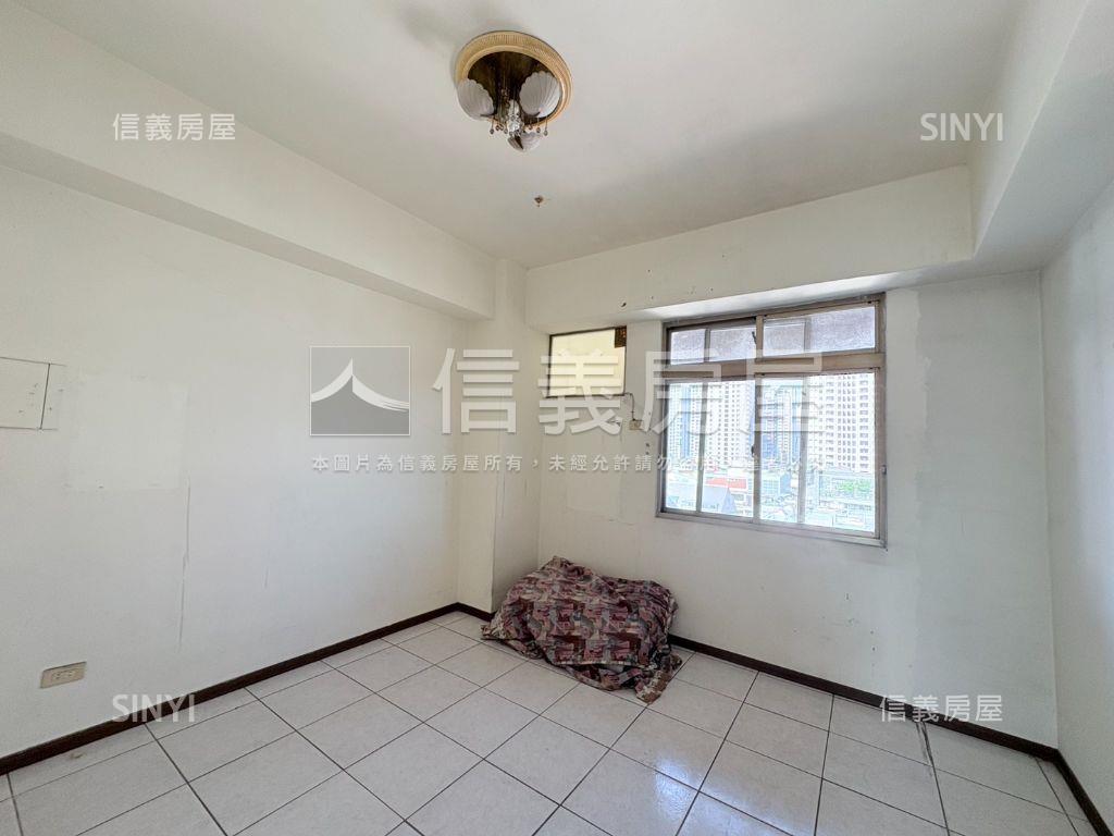 走路到豐樂大四房大露臺！房屋室內格局與周邊環境