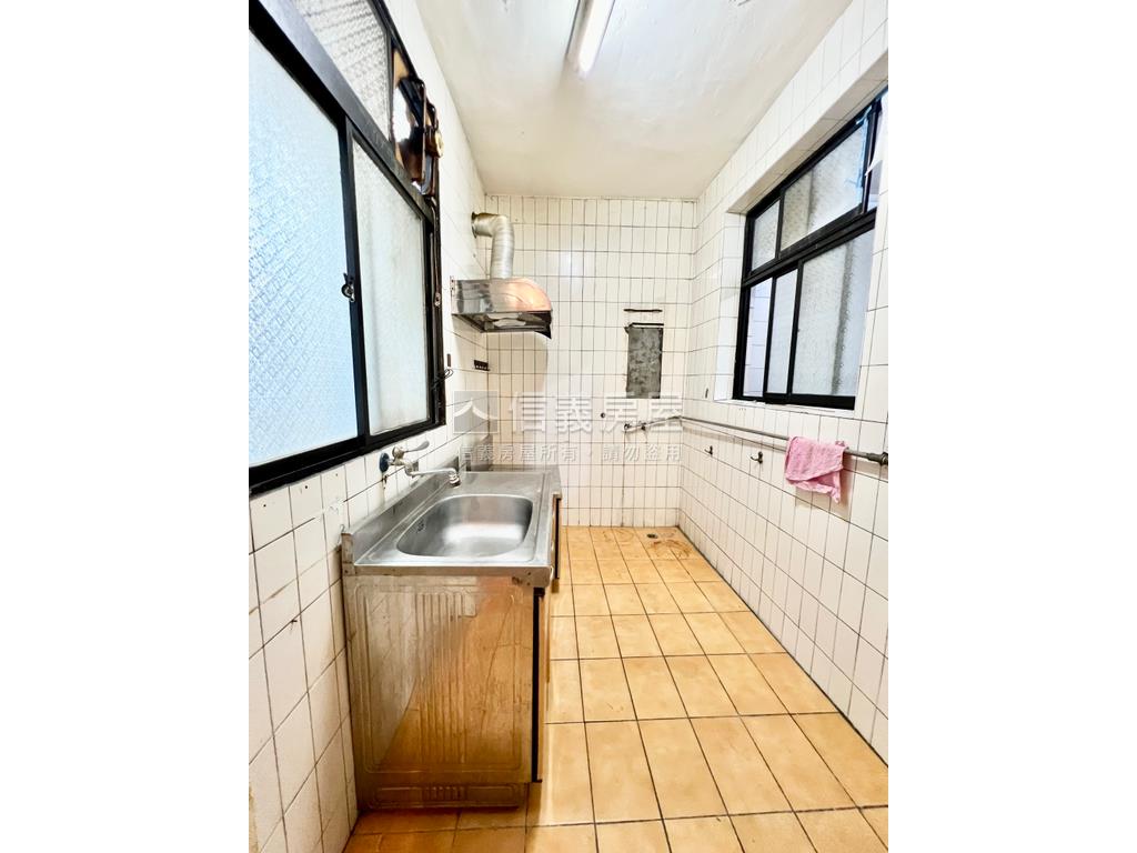 近德音國小公寓三樓房屋室內格局與周邊環境