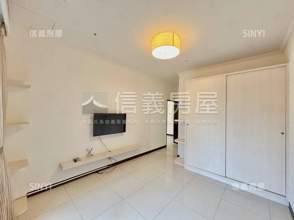 高鐵說ＬＡＶＩＥ三房美屋房屋室內格局與周邊環境