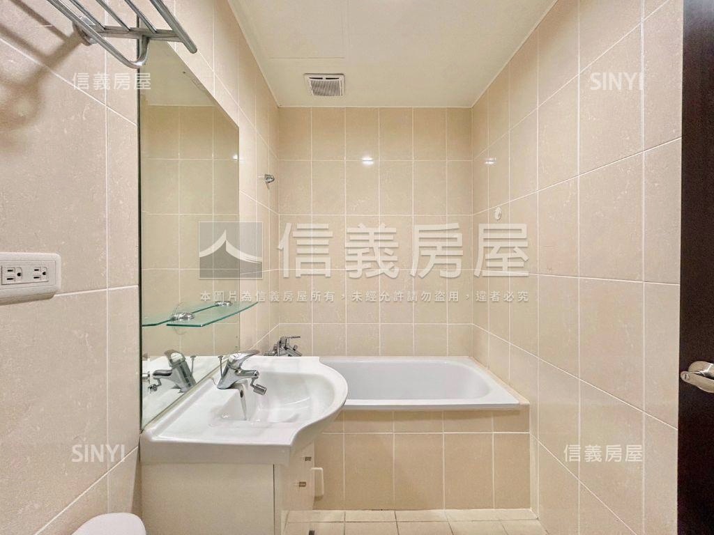 高鐵說ＬＡＶＩＥ三房美屋房屋室內格局與周邊環境